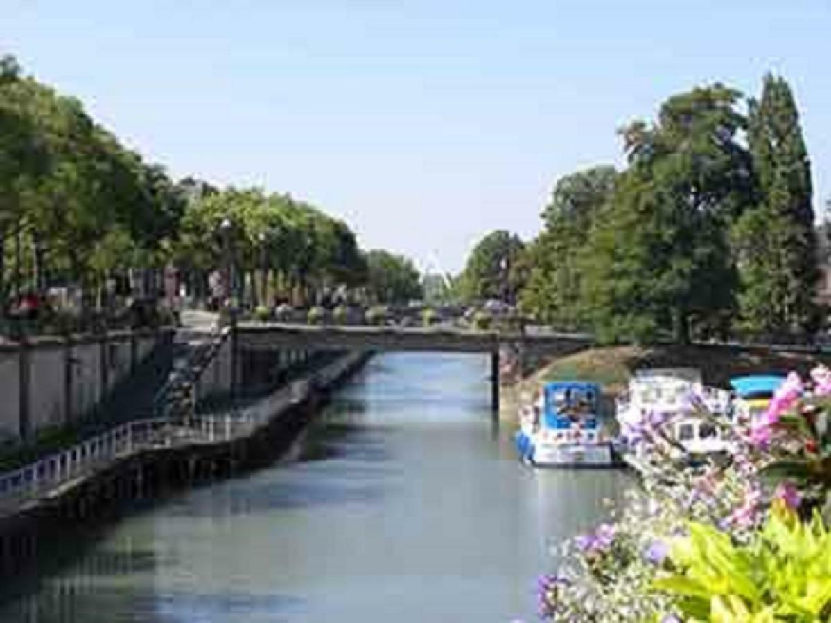 Ibis Budget Mulhouse Centre Gare Екстериор снимка