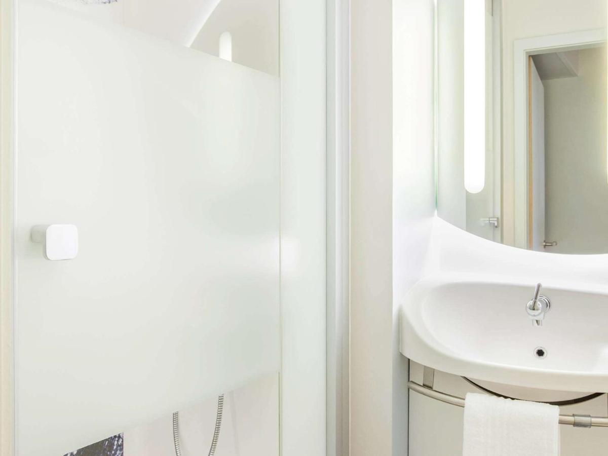 Ibis Budget Mulhouse Centre Gare Екстериор снимка
